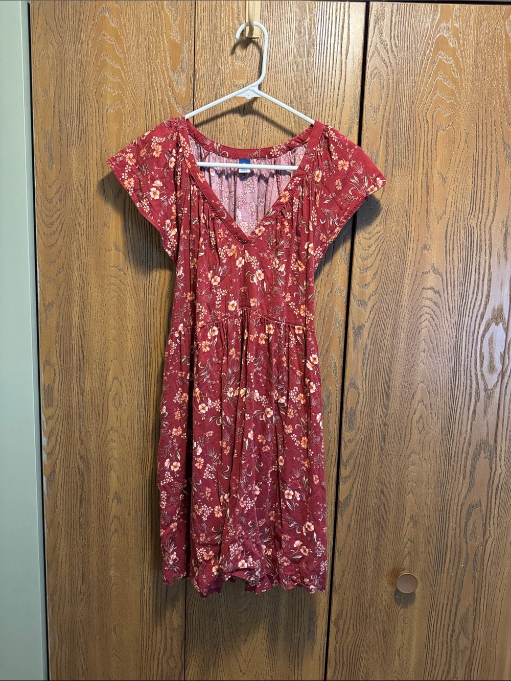 Old Navy Red Floral V-Neck Mini Dress